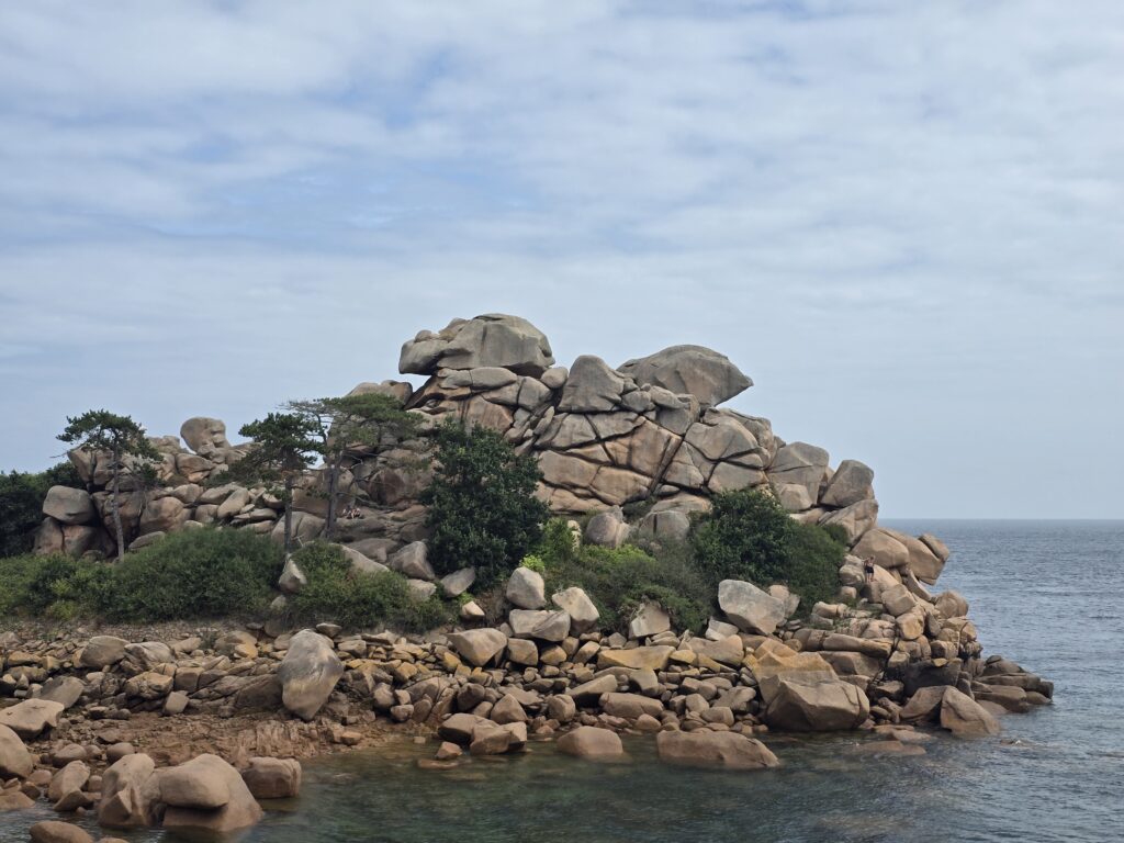 côte de granit rose_breizhbalade.fr